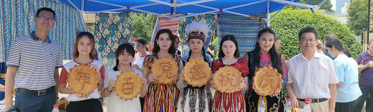 色色视频
民族团结活动月顺利举办